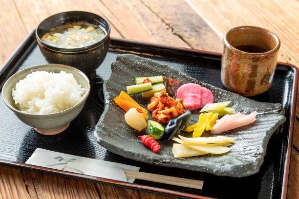 つけもの処　鶴屋　三瀬店